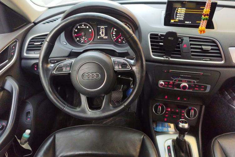 Used Audi Q3 2017 30 TFSI Fashion Model