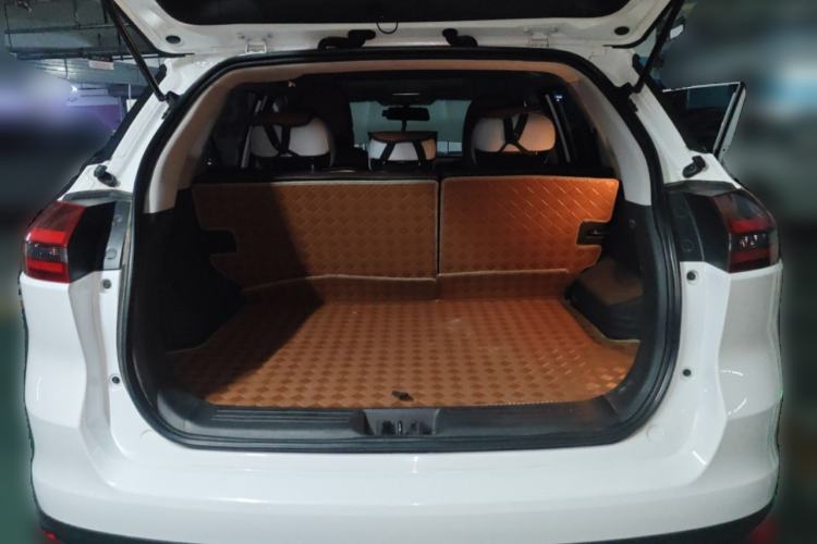 Used Geely Auto Emgrand X7 Sport 2022 1.8TD DCT Zhiya Trim
