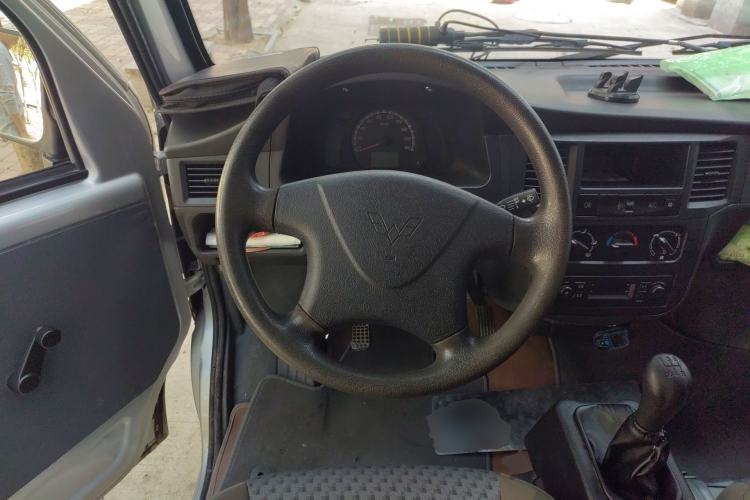 Used Wuling Zhiguang 2020 1.2L Practical Model China VI LSI Steering Wheel