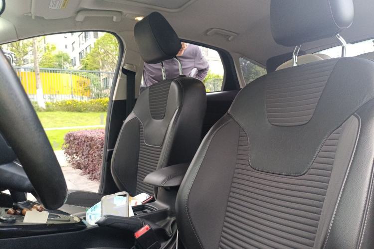 Used Ford Focus 2017 Hatchback 1.6L Automatic Fashion Edition Smart Drive Version Left Front Seat