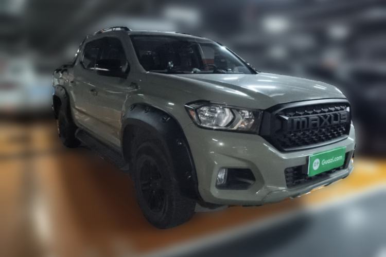 Used SAIC MAXUS T60 2017 2.0T Gasoline Automatic 4x4 High-Ride Elite Standard Cabin Front Right 45 Deg