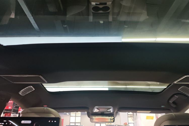 Used Denza Z9 2024 1100 km All-Wheel-Drive Ultra Version