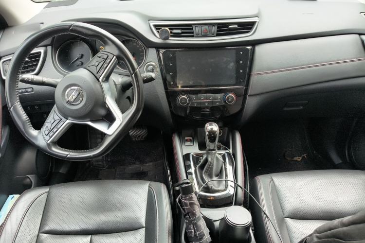 Used Nissan Qashqai 2021 2.0L CVT Luxury Edition Center Console