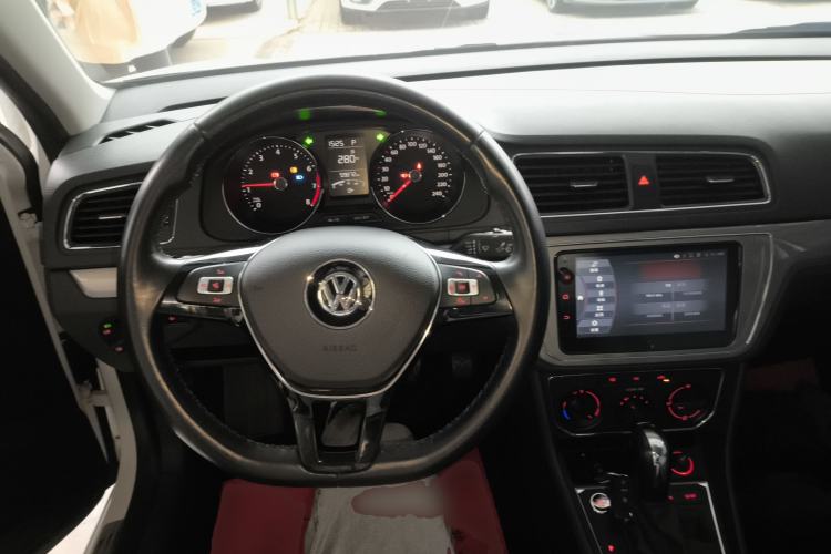 Used Volkswagen Lavida 2017 1.6L Automatic Comfort Edition