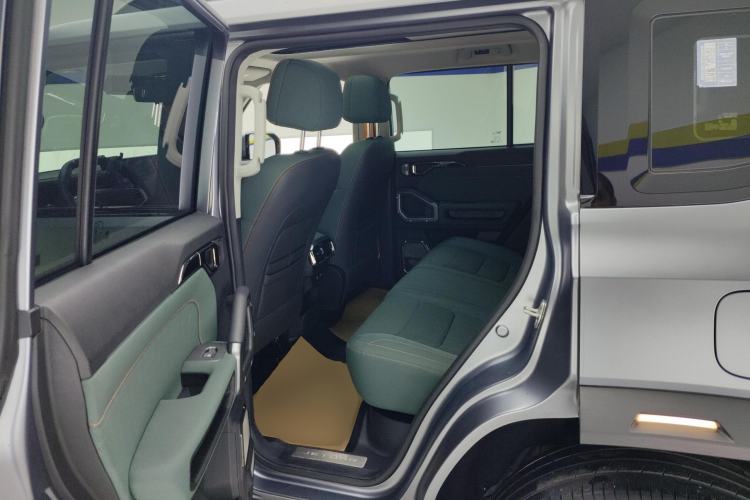 Used JETOUR Traveler 2023 2.0T All-Wheel-Drive CrossPRO