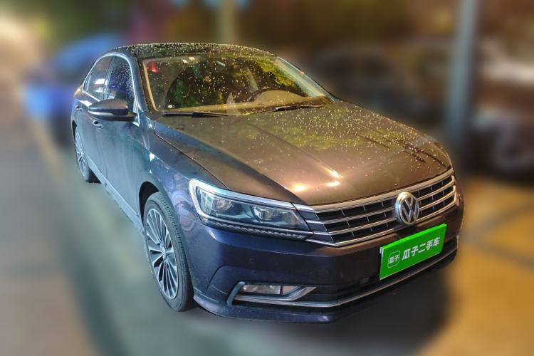 Used Volkswagen Passat 2017 330TSI DSG Luxury Edition
