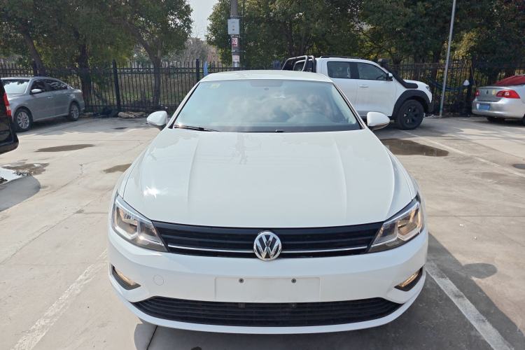 Used Volkswagen Lamando 2015 230TSI DSG Fashion Edition