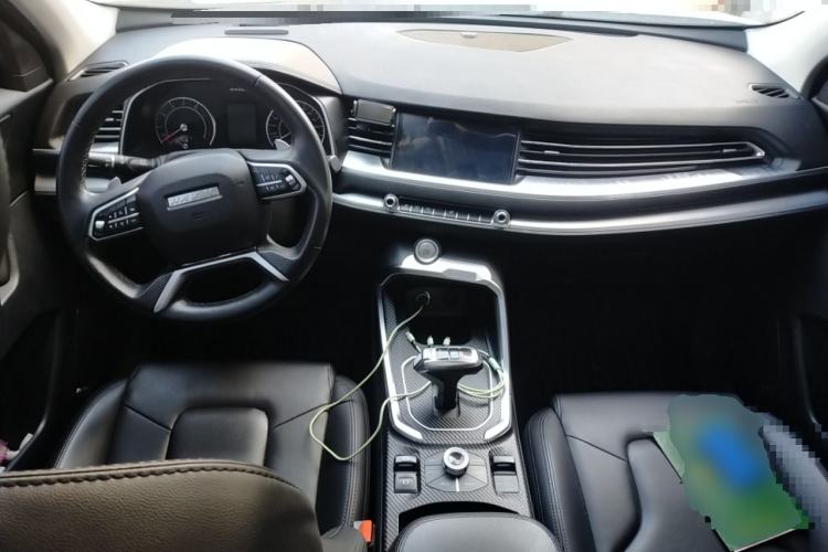 Used Haval H6 2017 Blue Label 2.0T Automatic Two-Wheel Drive Smart Edition Center Console