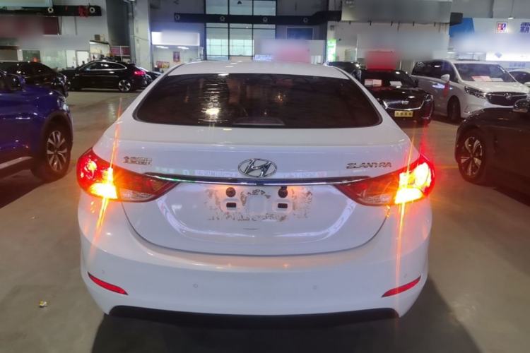 Used Hyundai Elantra (5th Generation / Langdong) 2015 1.6L Automatic Fashion Model
