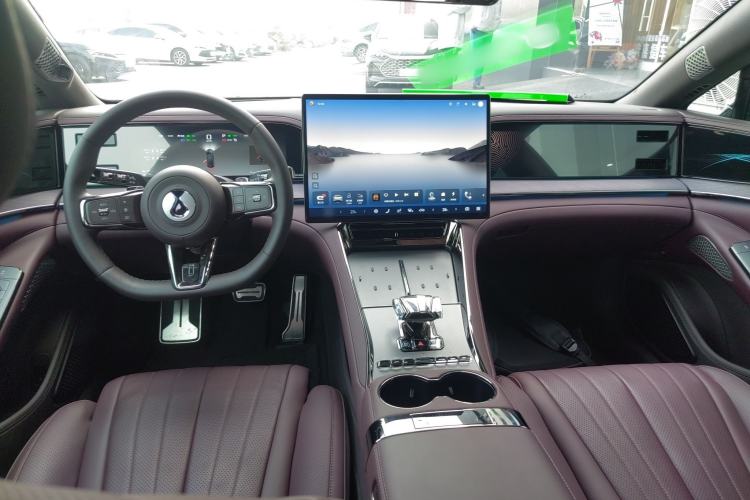 Used Denza Z9GT 2024 1100 Four-Wheel Drive Max Edition Interior 2