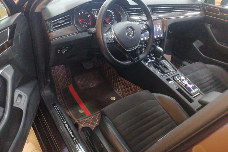 Used Volkswagen Magotan 2018 330TSI DSG Luxury Model