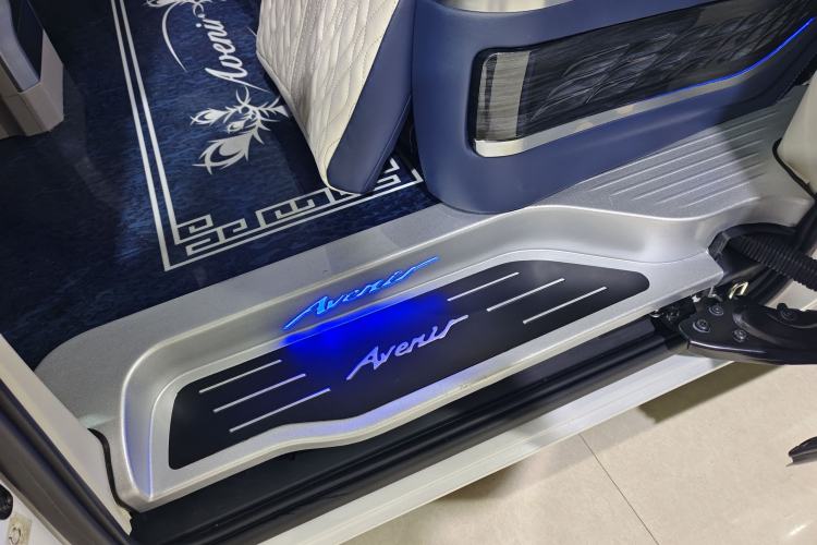 Used Buick GL8 2021 ES Landtrek 653T Comfort Edition
