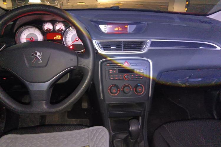 Used Peugeot 308 2013 1.6L Manual YouShang Model
