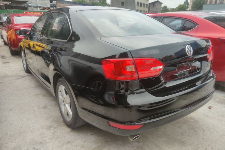 Used Volkswagen Sagitar 2012 1.6L Automatic Fashion Edition