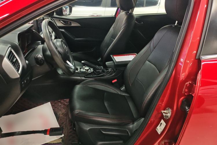 Used Mazda Mazda 3 Axela 2019 Cloud-Controlled Version Sedan 1.5L Automatic Comfort Trim China VI Standard
