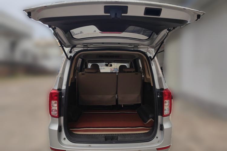 Used Wuling Hongguang 2019 1.5L S Comfort Edition China VI LAR
