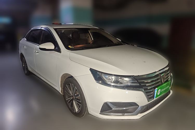Used Roewe i6 2019 PLUS 1.6L Manual 4G Connect Flagship Deluxe Edition