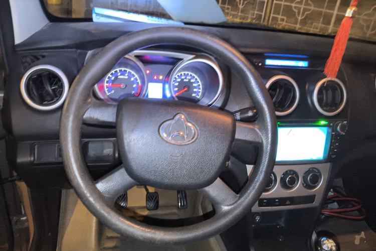 Used CHANGAN KAICHENG Ounuo S 2015 1.5L CNG Model Steering Wheel