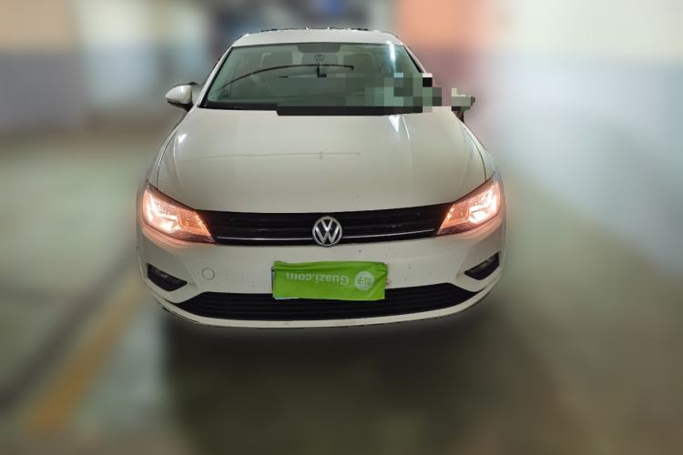 Used Volkswagen Lamando 2015 230TSI DSG Fashion Edition
