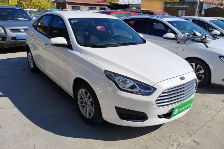 Used Ford Escort 2019 Revised 1.5L Automatic ZhiXiang Version China VI Standard
