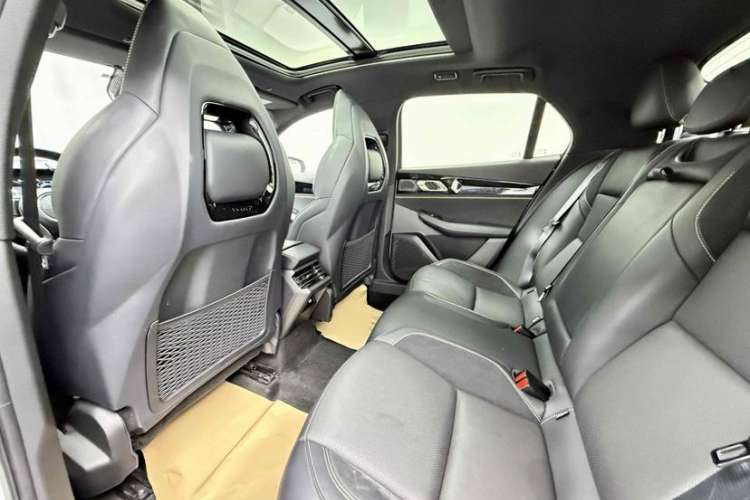 Used Lynk & Co 03 2023 2.0TD DCT JingPro