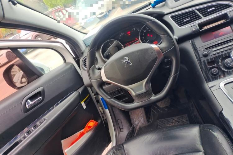 Used Peugeot 3008 2015 2.0L Automatic Trend Edition Steering Wheel