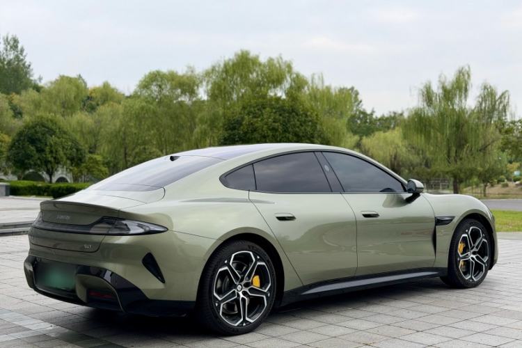 Used Xiaomi Auto SU7 2024 Rear-Drive Long-Range Intelligent Driving Version
