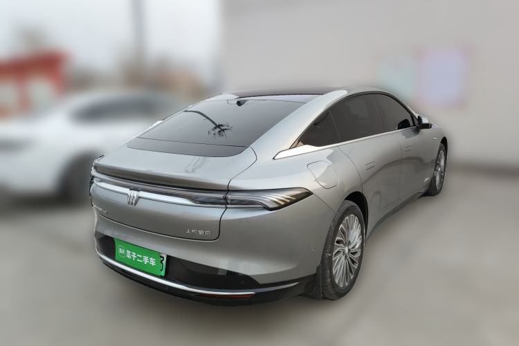 Used Buick L7 2025 Model Aivia