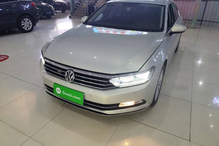 Used Volkswagen Magotan 2019 330TSI DSG Luxury Version China VI Standard