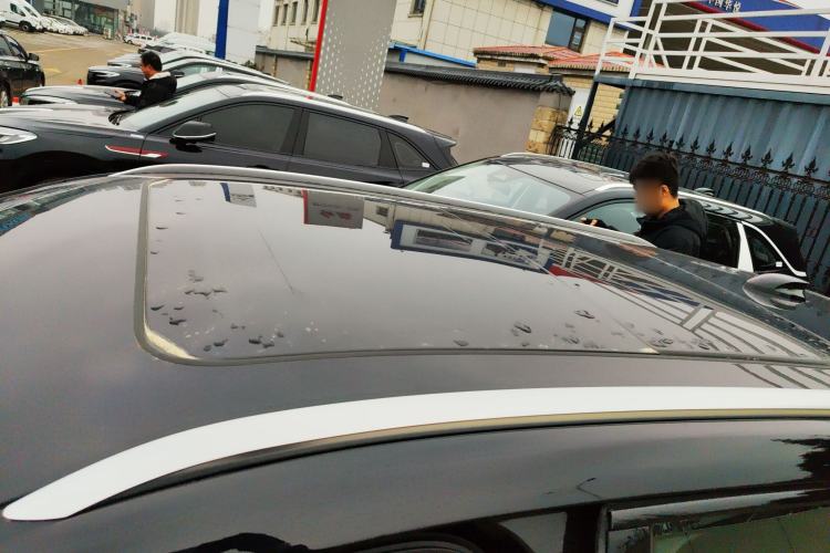 Used Hongqi HS3 PHEV 2025 Model 125km Jingwei 2 Millionth Anniversary Edition