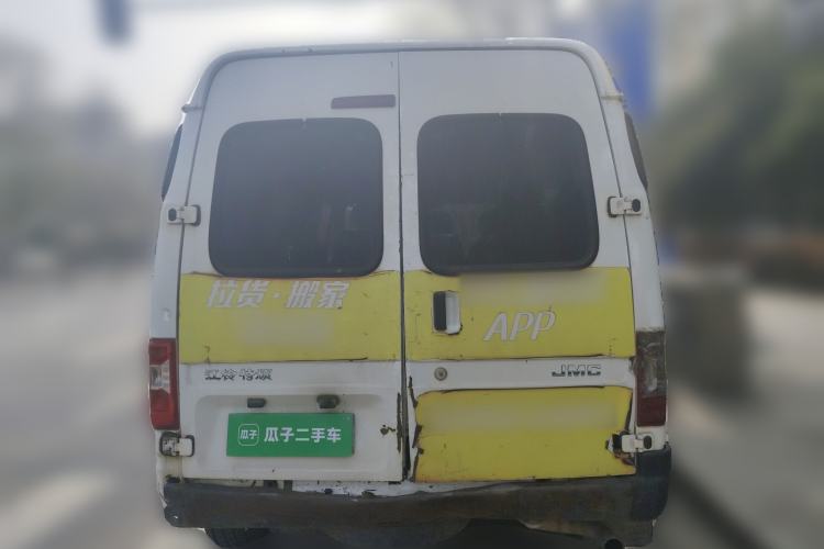 Used JMC Transit 2019 2.8T Commercial Version Short Wheelbase Low Roof 6-Seater China VI Emission Standard JX493