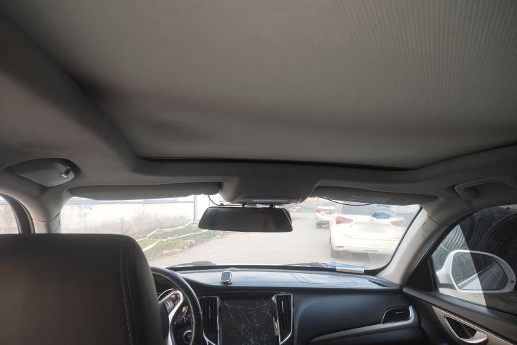 Used Zotye SR7 2016 1.5T Manual Cube Heart Edition China V Standard
