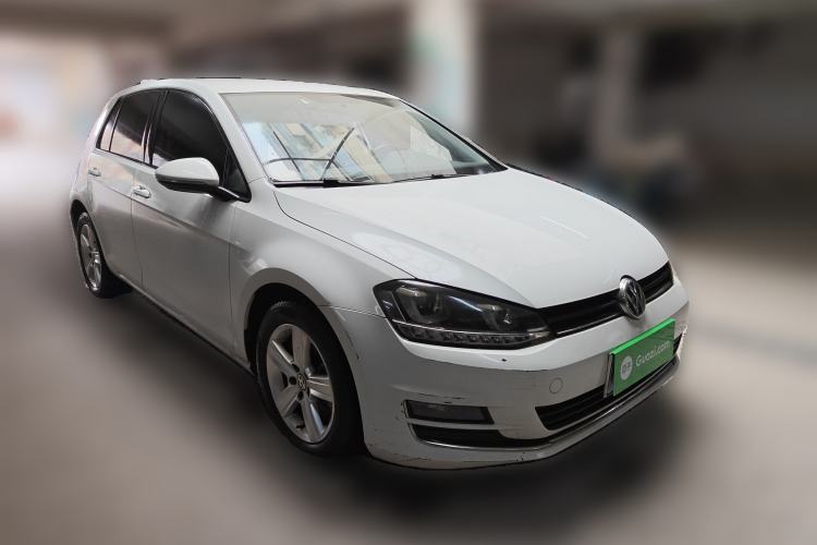 Used Volkswagen Golf 2015 1.6L Manual Fashion Edition
