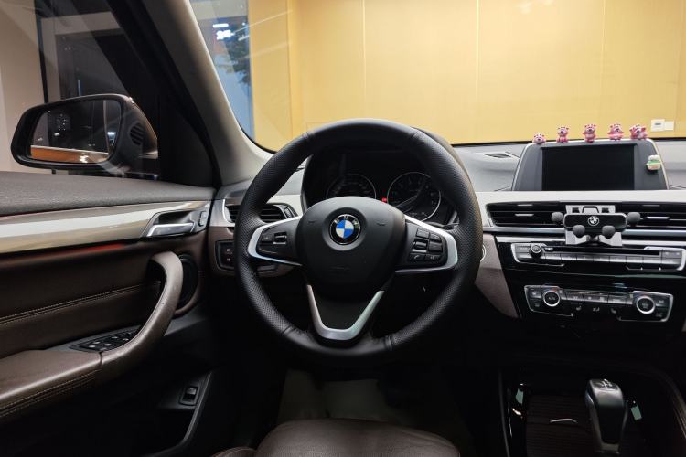 Used BMW X1 2016 sDrive18Li Luxury Model Steering Wheel