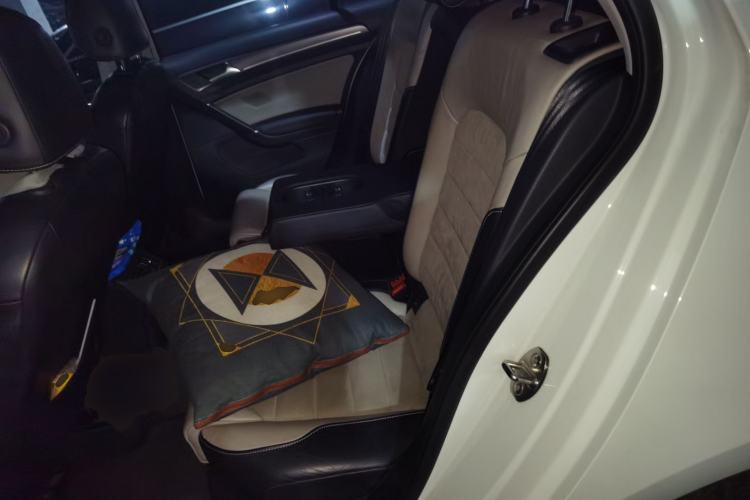 Used Volkswagen Golf 2017 230TSI Automatic Luxury Million-Vehicle Commemorative Edition
