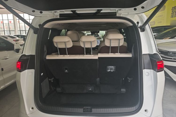 Used BYD Xia 2025 DM-i 1.5T 180km Excellence Model Trunk