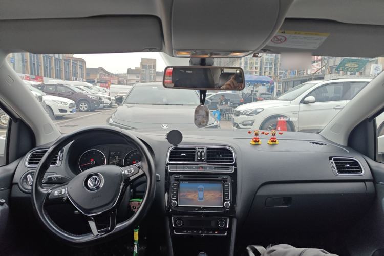 Used Volkswagen Polo 2014 1.6L Automatic Luxury Edition
