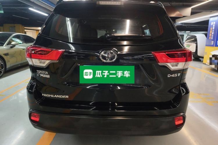 Used Toyota Highlander 2018 2.0T Two-Wheel Drive Elite Edition 5 Seats Emission Standard China V
