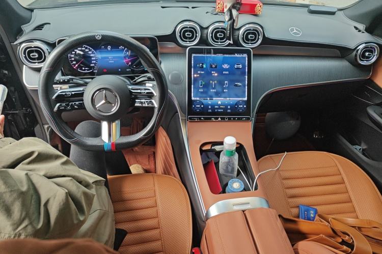 Used Mercedes-Benz GLC 2024 GLC 260 L 4MATIC Luxury Model 5 Seats