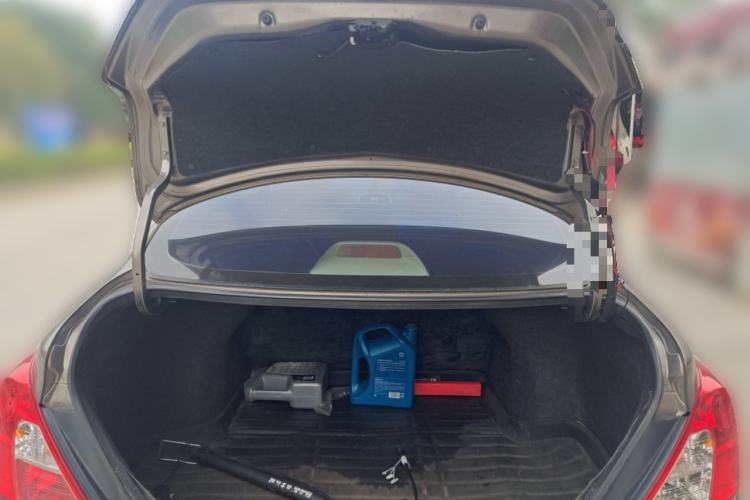 Used Nissan Sunny 2016 1.5XE CVT Leading Edition Trunk