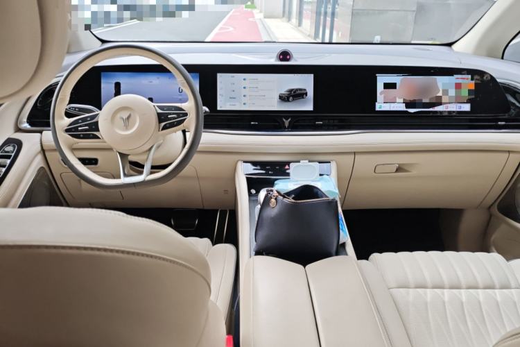 Used VOYAH Dream 2022 0-Carbon Edition Dream+ Smart Enjoyment Package 475 km