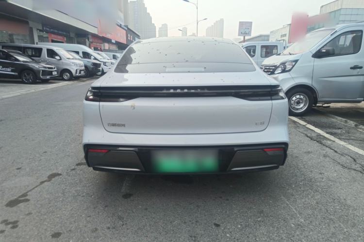 Used Geely Galaxy E8 2025 700 km Long-Range Intelligent Driving Version