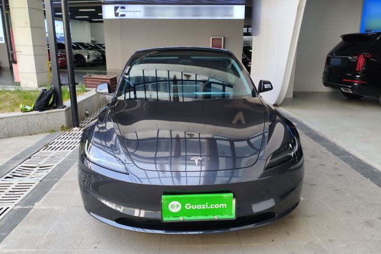 Used Tesla Model 3 2023 Long-Range All-Wheel-Drive Version
