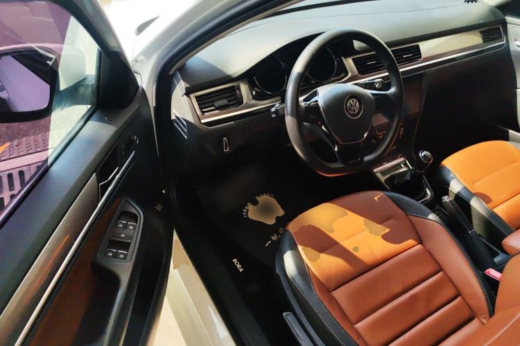 Used Volkswagen Bora 2016 1.6L Manual Comfort Model
