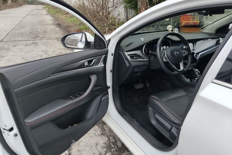 Used Changan Eado 2019 Blue Whale Edition 280T GDI DCT High-Speed Model