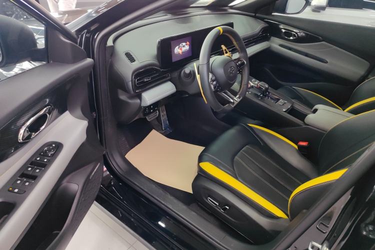 Used GAC Trumpchi EMPOW 2023 270T DCT J15 Version Driver Seat