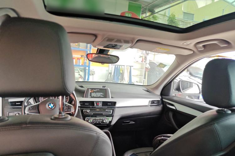 Used BMW X1 2016 sDrive18Li Premium Edition
