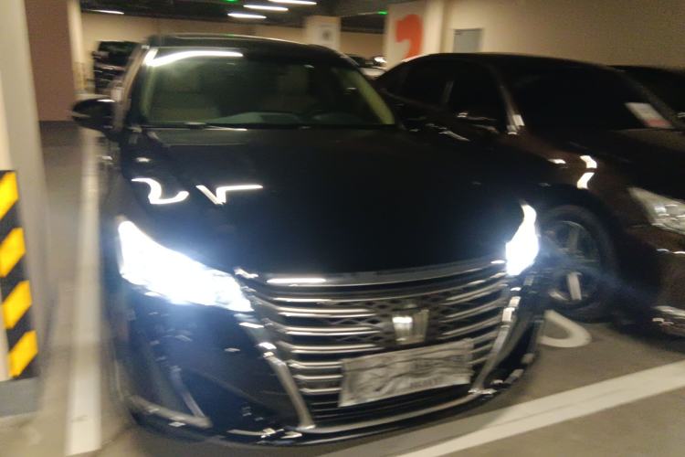 Used Toyota Crown 2015 2.0T Fashion Edition