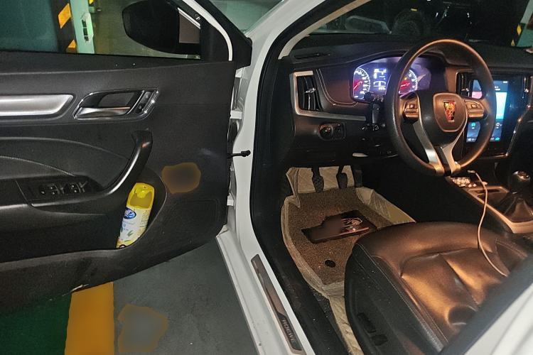 Used Roewe i6 2019 PLUS 1.6L Manual 4G Connect Flagship Deluxe Edition