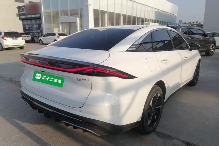 Used Geely Galaxy L6 2025 EM-i 140km Starship Edition
